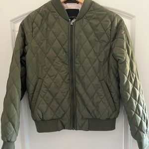 Banana Republic quilted bomber jacket